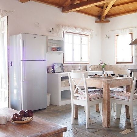 Lithea Apartment Патитири Екстериор снимка
